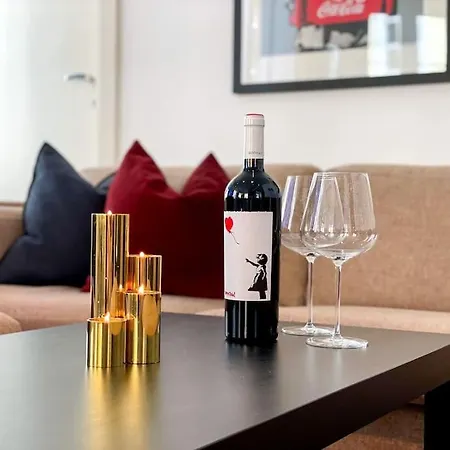 On One Of Bergen's Finest Streets Lejlighed