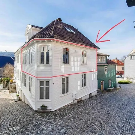 On One Of Bergen's Finest Streets Lejlighed Bergen